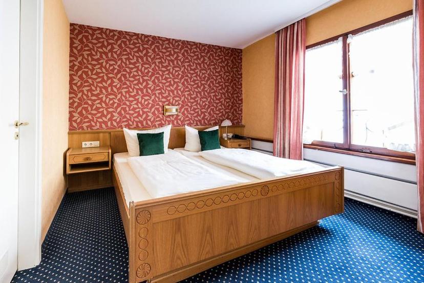 Hotel Löwen-Weinstube image 2
