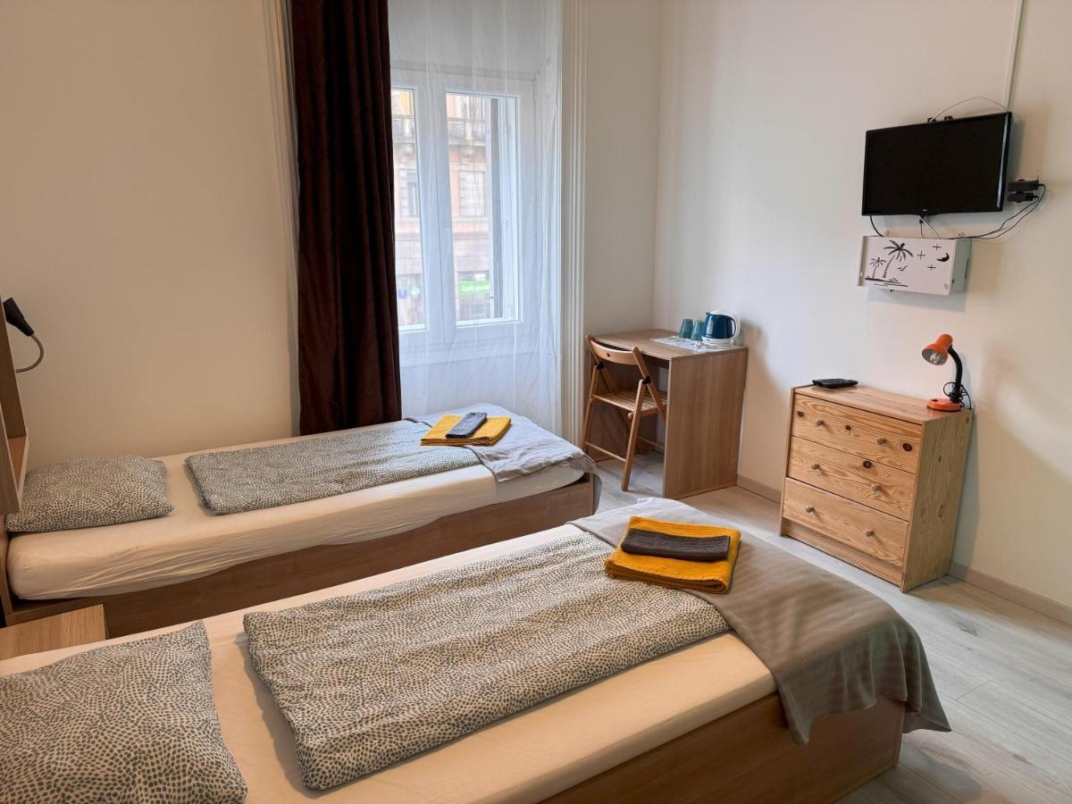 Omega Guesthouse Budapest image 1