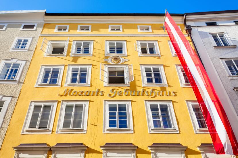 Getreidegasse & Mozart’s Birthplace image 1