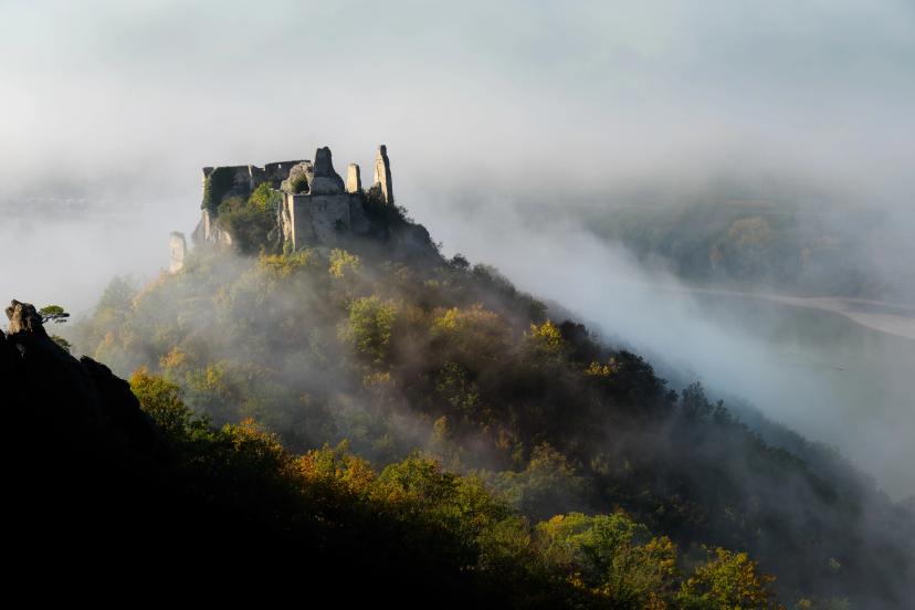 Dürnstein Castle Ruins image 1
